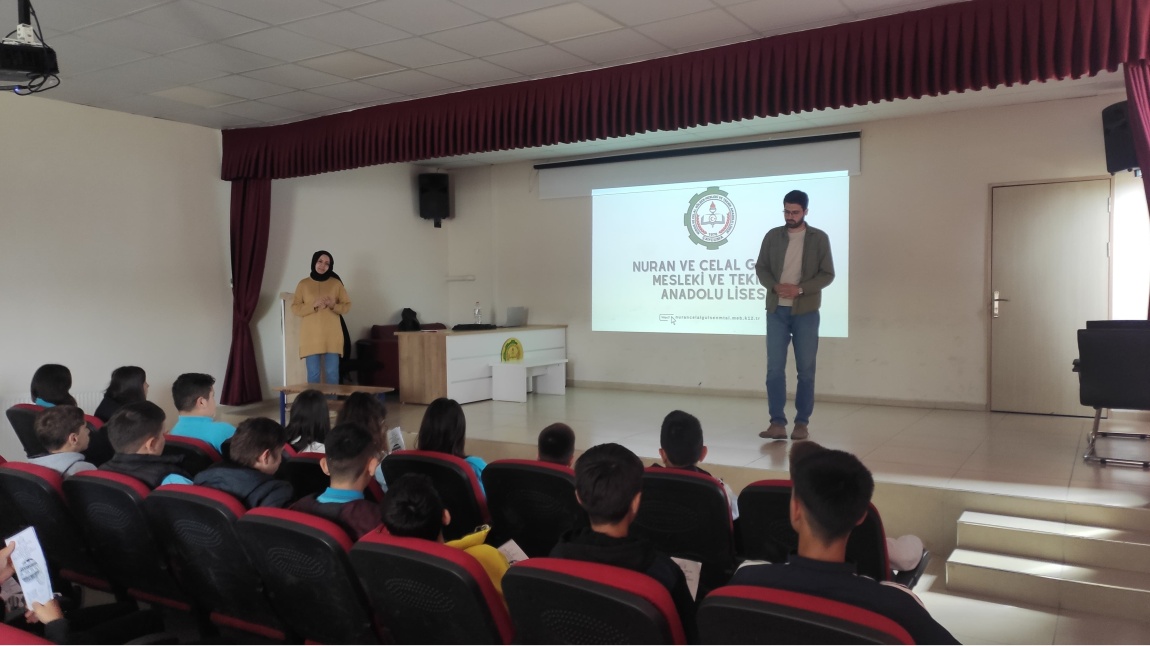 Rehberlik Servisi tarafından Karapınar Ortaokulu 8. Sınıf öğrencilerine okul tanıtımı yapıldı.